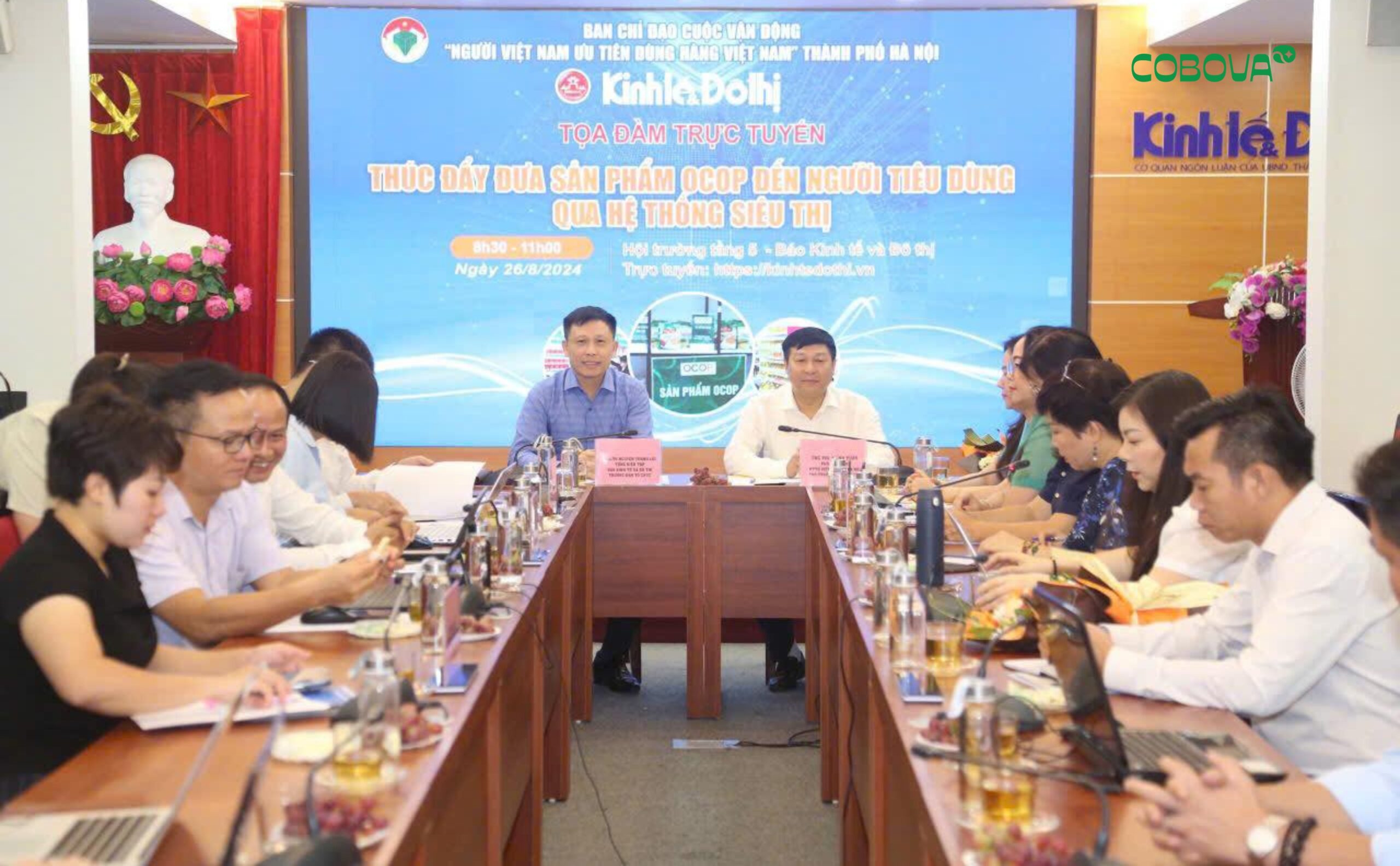 Đại diện Công ty CP Sữa Con Bò Vàng Ba Vì tham gia buổi tọa đàm